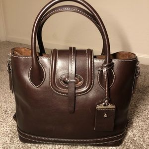 ❌❌SOLD❌❌ Dooney Florentine Toscana Side Zip